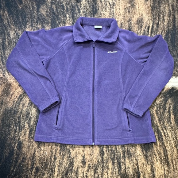 Columbia Jackets & Blazers - Columbia size XL purple fleece zip jacket with zip pockets